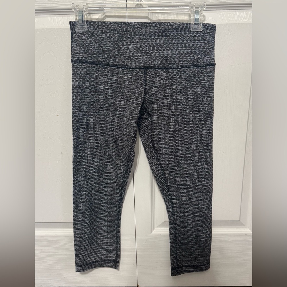 #86 black and white crop